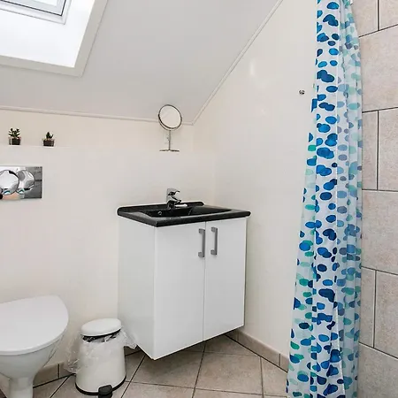 8 Person On A In * ボーゲンセ